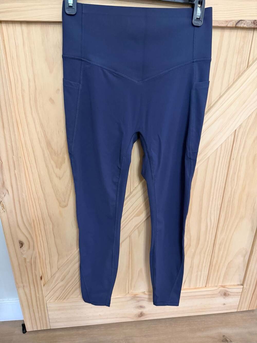 Halara UltraSculpt High Waisted Crossing Pocket 7/8 Leggings